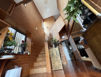 沖縄市泡瀬2丁目 6DK　戸建て　角地サムネイル
